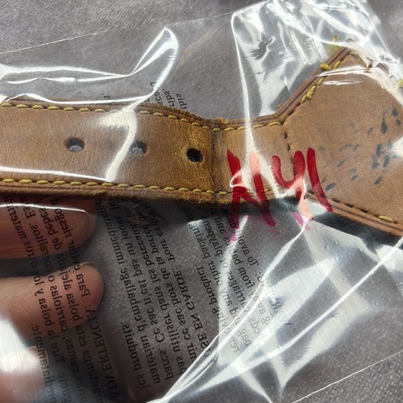 Louis Vuitton Montsouris Leather Vanchetta Buckle Piece n41 - Picture 7 of 7